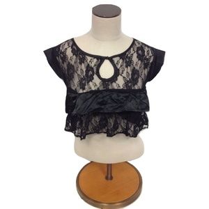 NWT Womens Size Small LF Stores Millau Crop Top Lace Blouse Keyhole Top NEW